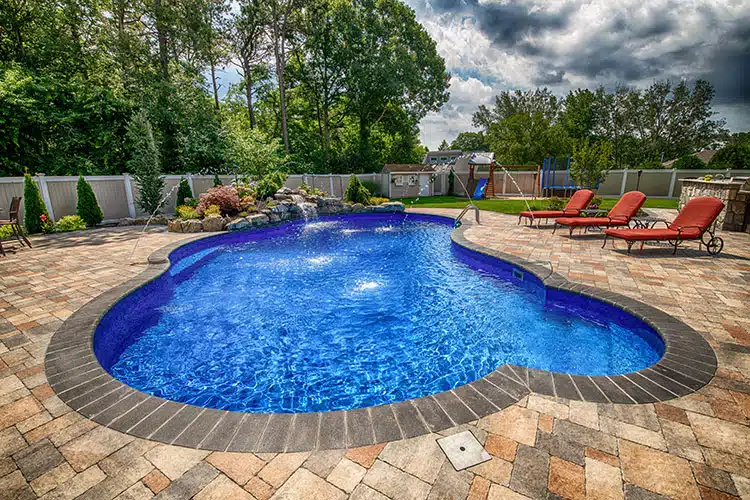 Pool contractor